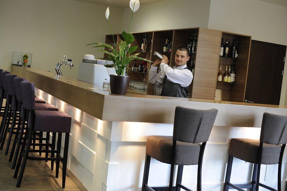 Hunguest Hotel Gyula Exterior foto